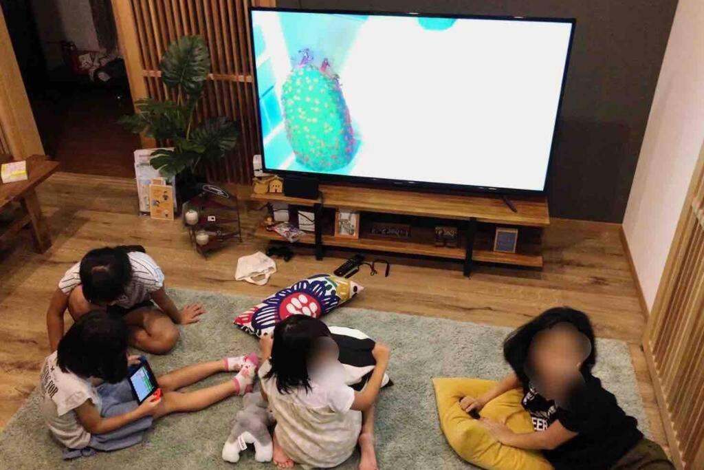 48坪！道後温泉付近駐車場有り清潔さと設備の充実さが高評価 大切な家族仲間と広々とくつろげます Villa มัตสึยามะ ภายนอก รูปภาพ